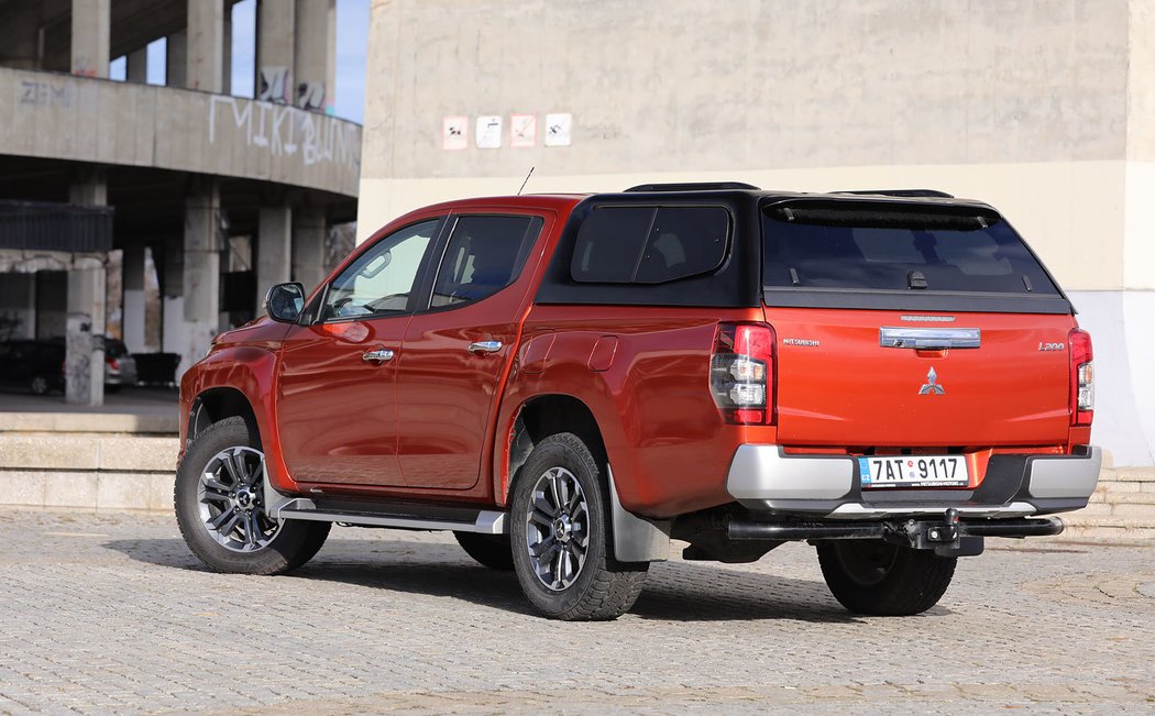 Mitsubishi L200 Double Cab 2.2 DI-D