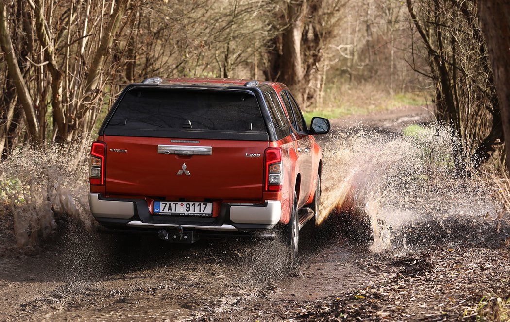 Mitsubishi L200 Double Cab 2.2 DI-D