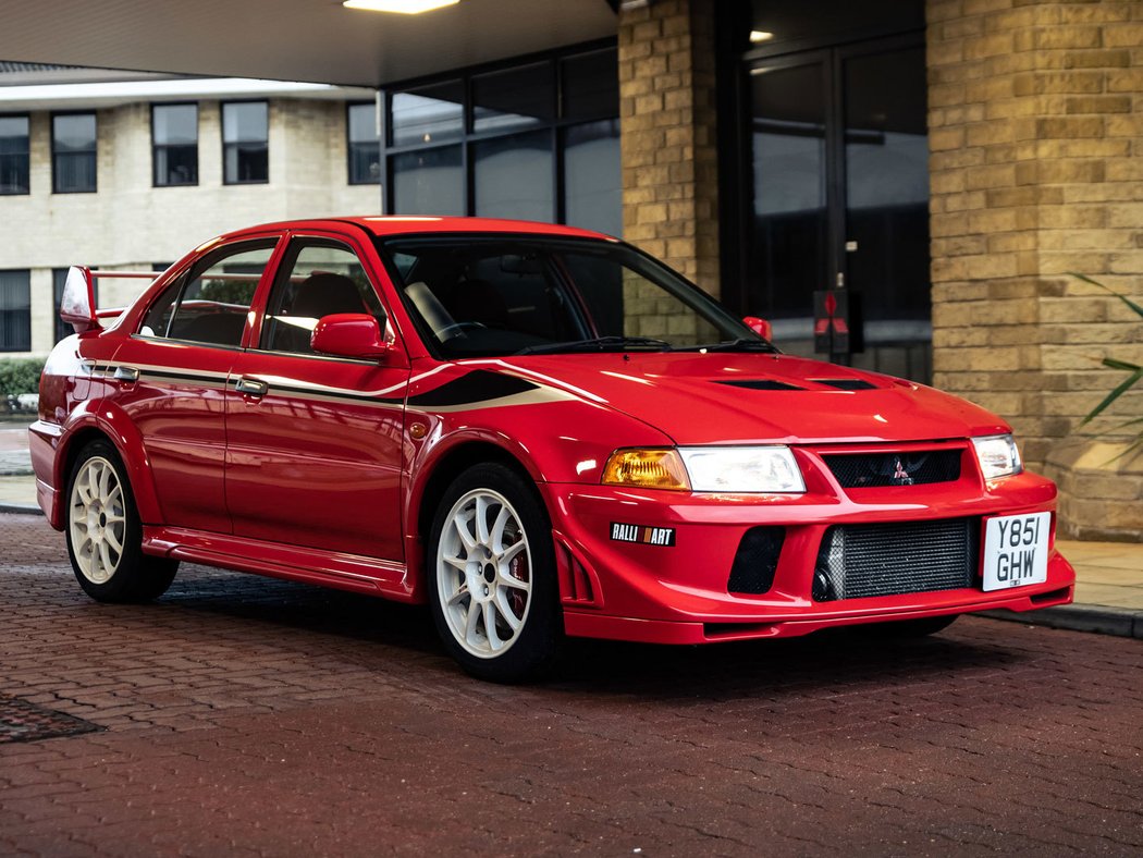 Mitsubishi Lancer 2.0 Evolution VI Tommi Makinen (2001)