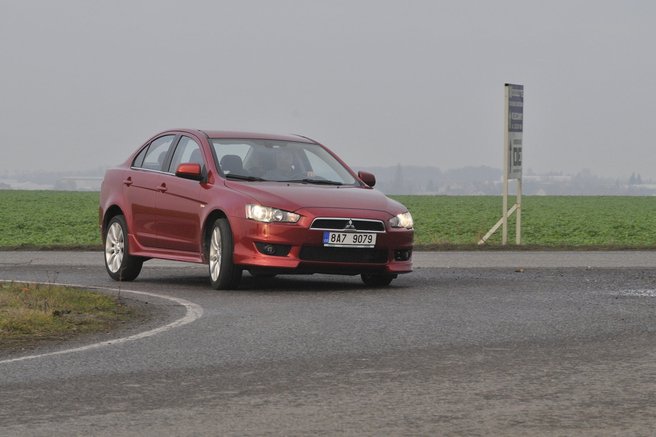 Mitsubishi Lancer