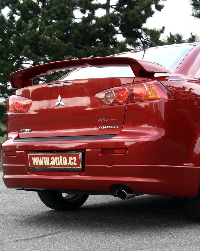 Mitsubishi Lancer