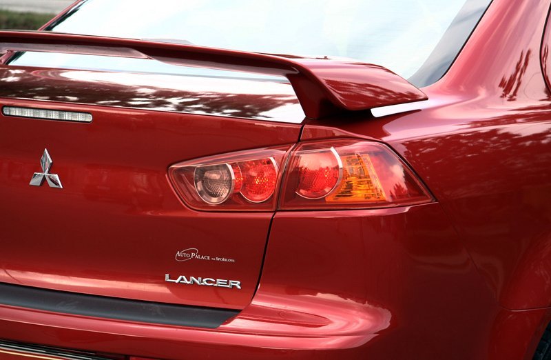 Mitsubishi Lancer