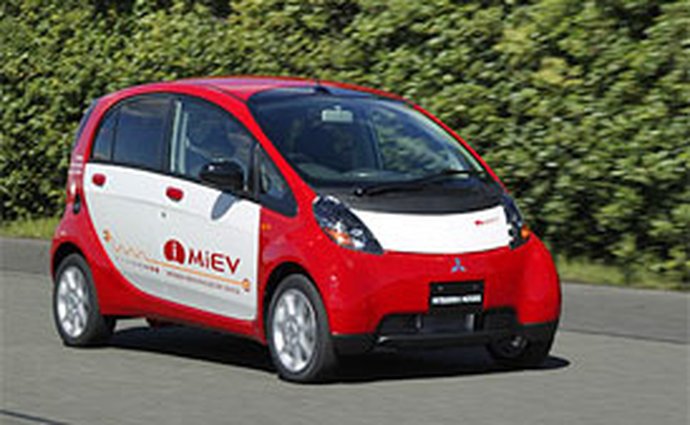 Mitsubishi spustilo sériovou výrobu modelu i MiEV