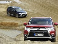 Mitsubishi Outlander 2.2 DI-D MT vs. Mitsubishi Outlander 2.2 DI-D AT