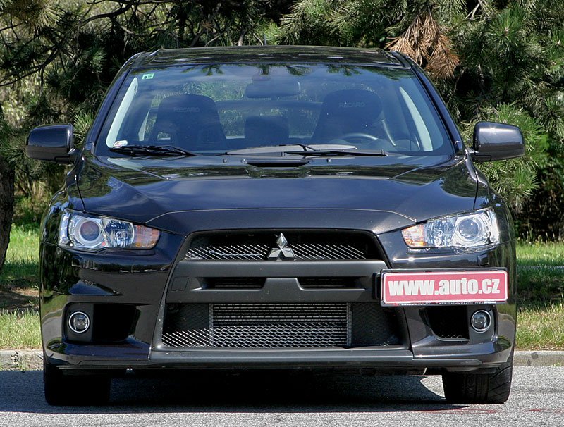 Mitsubishi Lancer