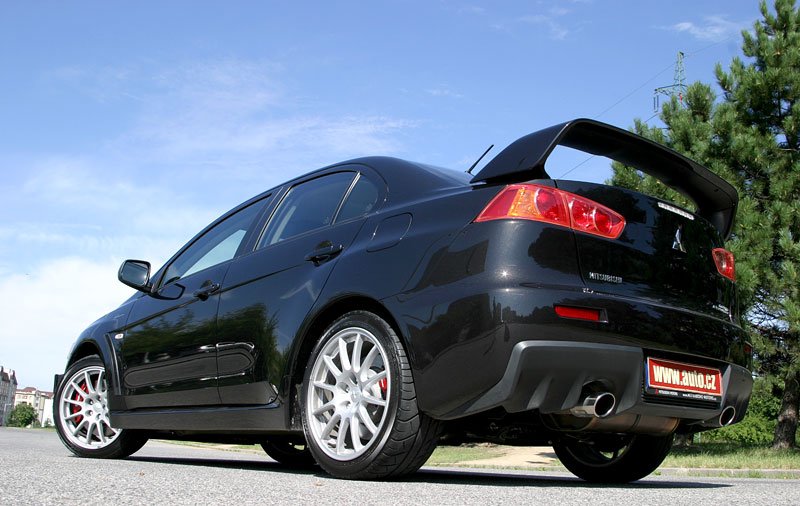 Mitsubishi Lancer