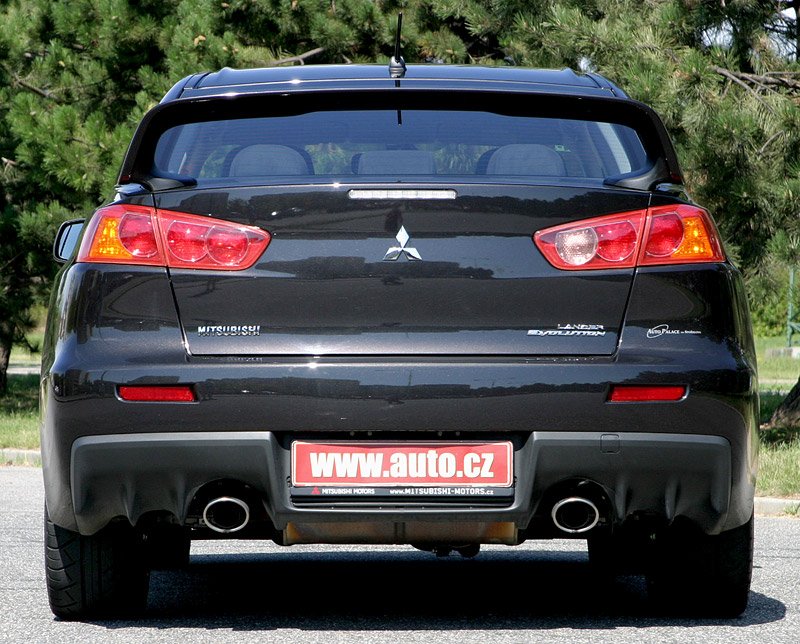 Mitsubishi Lancer