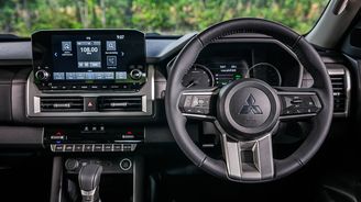 Mitsubishi Triton Mitsubishi Triton