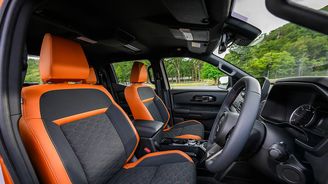 Mitsubishi Triton Mitsubishi Triton