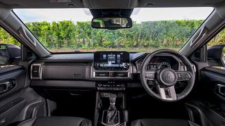 Mitsubishi Triton Mitsubishi Triton