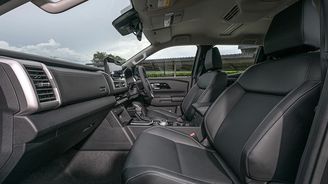 Mitsubishi Triton Mitsubishi Triton