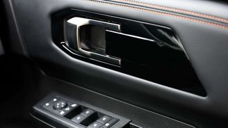 Mitsubishi Triton Mitsubishi Triton