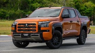 Mitsubishi Triton Mitsubishi Triton