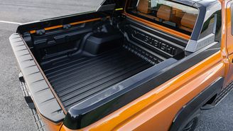 Mitsubishi Triton Mitsubishi Triton