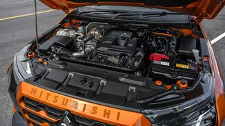 Mitsubishi Triton Mitsubishi Triton