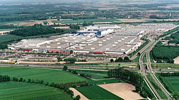 Výroba aut v EU: Zavírání továren není konec