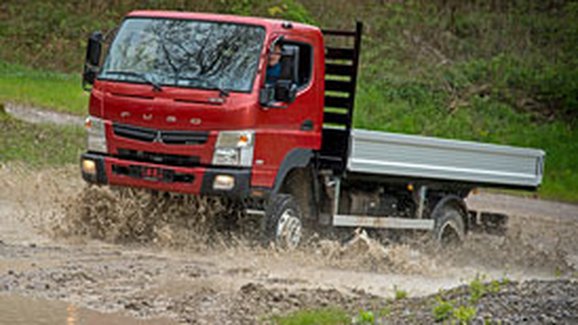 Fuso Canter 4x4: Velká fotogalerie novinky