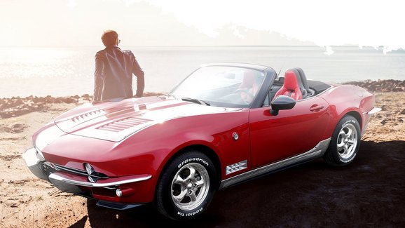 Mitsuoka postavila svou Mazdu Corvette s řízením pro Evropu, má to ale háček