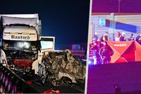 Smrtelná tragédie na D10: Řidič osobáku nepřežil čelní střet s kamionem, vůz po nárazu shořel!