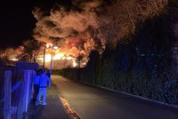 Třímiliardový požár v Mladé Boleslavi prý způsobil žhář: Policisté obvinili muže z Českolipska