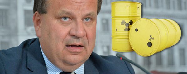 Ministr průmyslu a obchodu Jan Mládek (ČSSD) představil další postup při výběru lokalit pro budoucí hlubinné úložiště vyhořelého jaderného paliva.