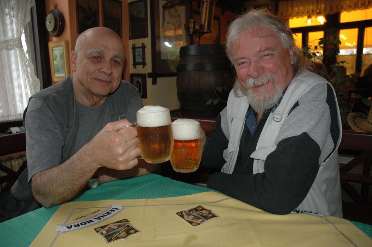 Ivan Mládek s původním »otcem« Jožina z bažin.