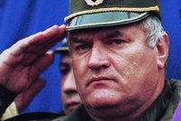 Soud již v pátek: Mladić strávil noc na samotce!