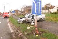 Opilý mladík (23) přerazil lampu: Naměřili mu 3,25 promile