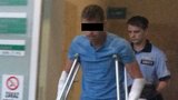 Mladík (23) se vyboural na skútru, po ošetření šel rovnou do basy: Vyhýbal se totiž vězení 