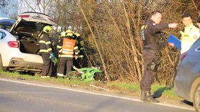 Na Mladoboleslavské ulici v Praze došlo k tragické nehodě. Zemřel tu motorkář. (6. dubna 2023)