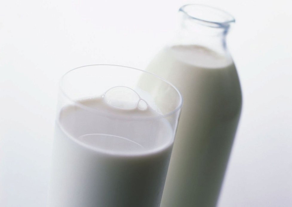 Nízkotučné mléko podle posledního výzkumu výrazně zvyšuje riziko Parkinsonovy choroby.