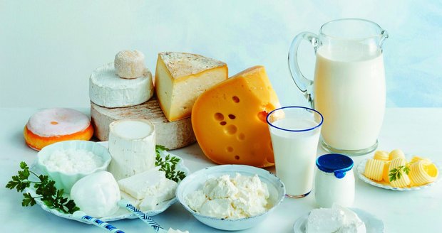Másla, jogurty, sýry: Nenaběhněte si při koupi mléčných výrobků. Jak je vybírat?