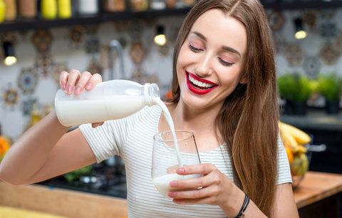 Pravda o mléce: Je opravdu tak zdravé, nebo zahleňuje?