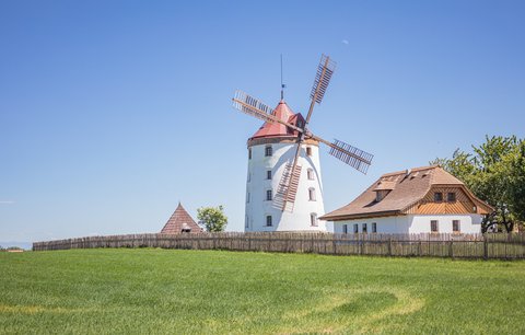 Oslavte svátek větrných mlýnů! Vydejte se na výlet po českých »větrnících« 