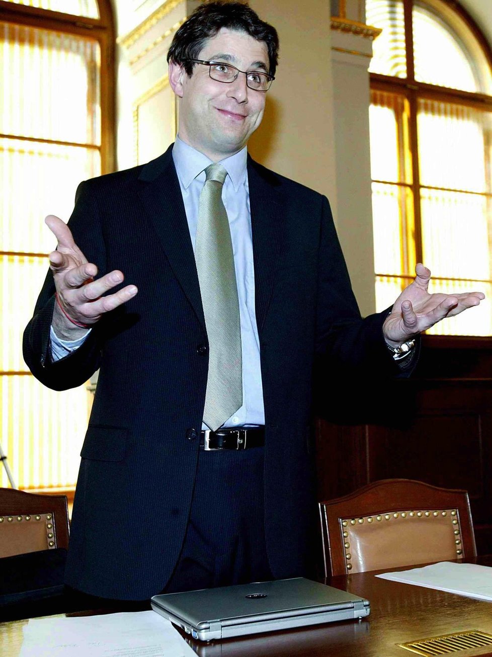 Vladimír Mlynář jako ministr ve sněmovně