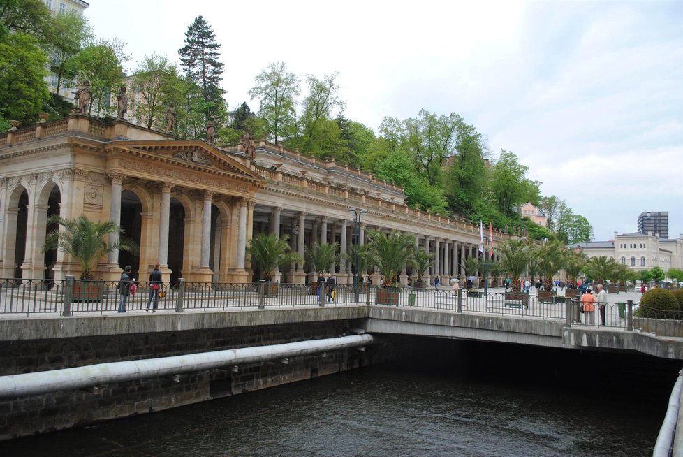 Karlovy Vary vlastní z poloviny bývalí občané SSSR.