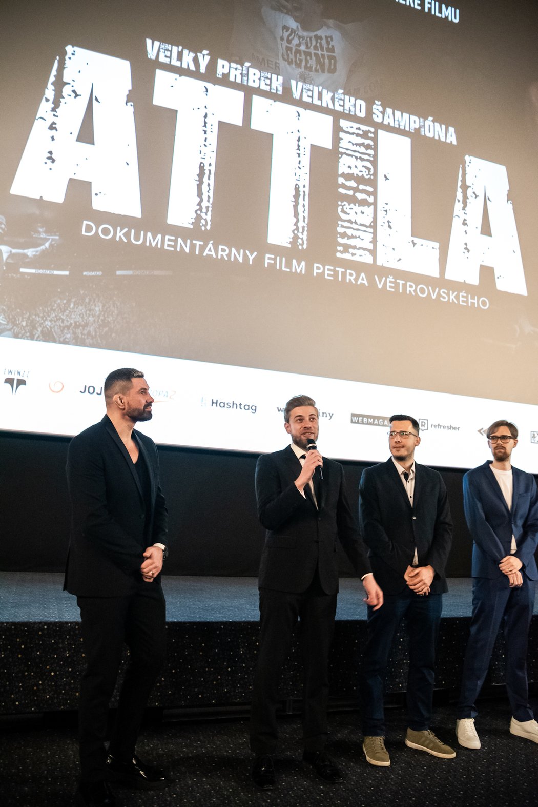 Takto proběhla slavnostní premiéra dokumentárního filmu Attila na Slovensku.