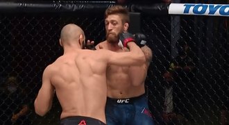 Jedna rána a hotovo! Čimajev sestřelil v UFC třetího soupeře za 66 dní