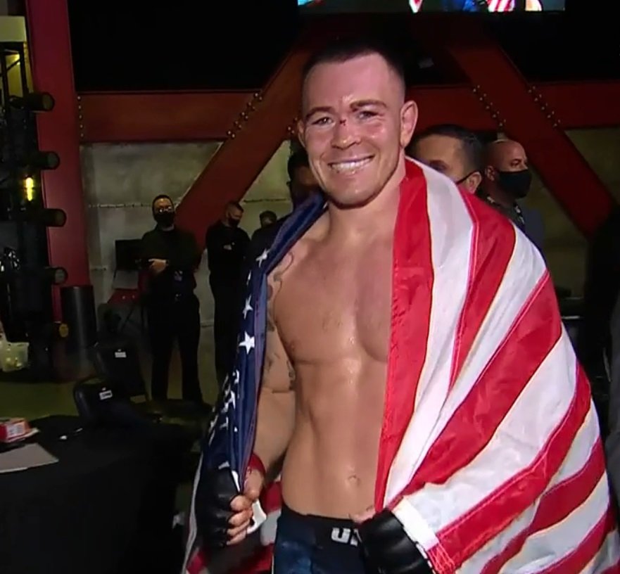 Colby Covington porazil Tyrona Woodleyho TKO v pátém kole