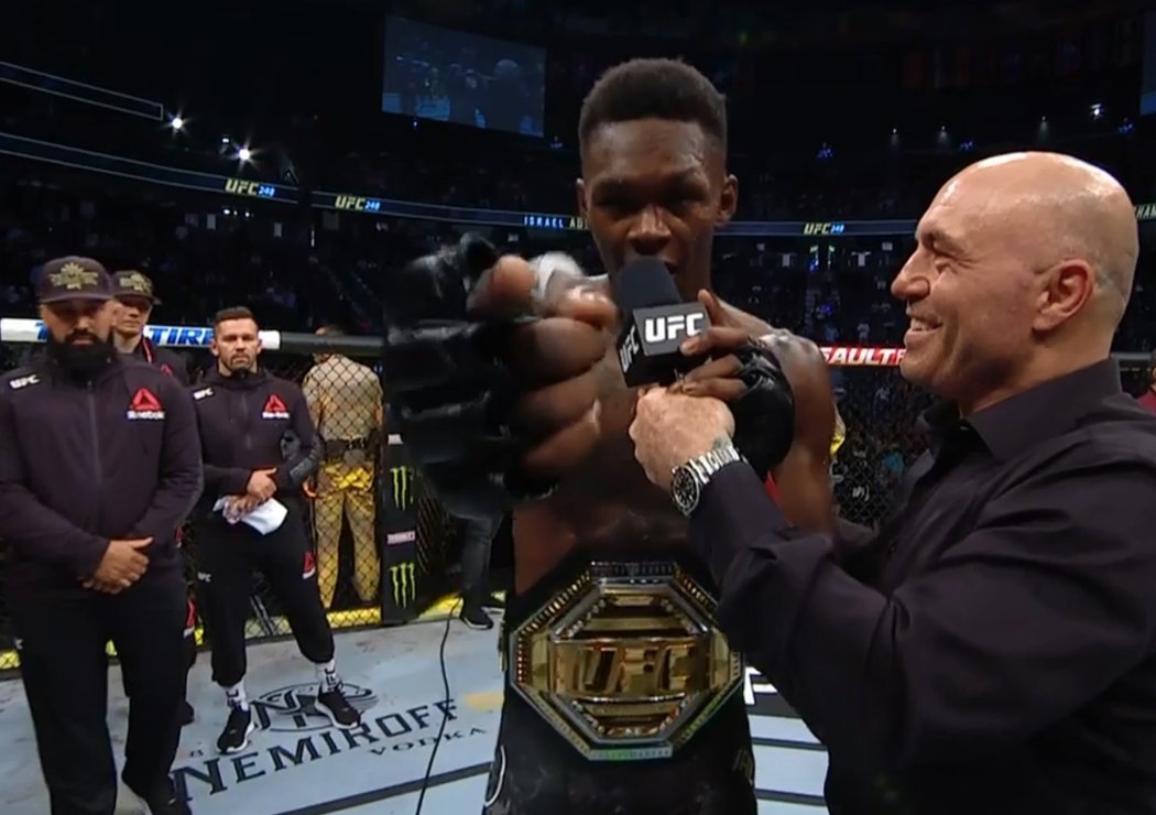 Hlavní zápas turnaje UFC 248: Israel Adesanya vs. Yoel Romero