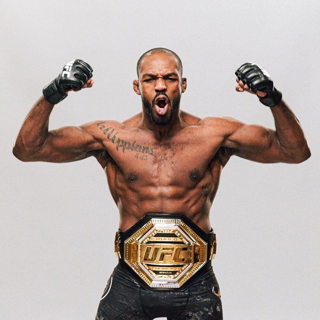 Král polotěžké váhy UFC Jon Jones.