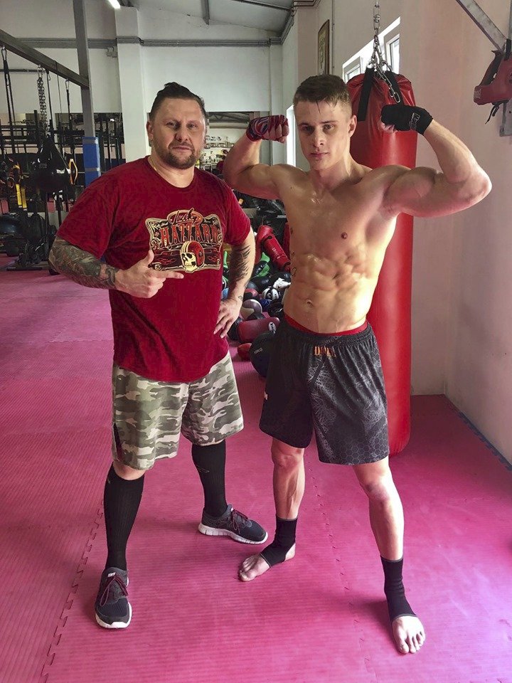 Trenér bojových sportů Marek Lončák a MMA zápasník Leo Brichta