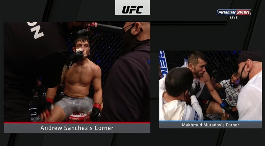 UFC 257: zápas Machmud Muradov vs. Andrew Sanchez - okamžiky před druhým třetím kolem