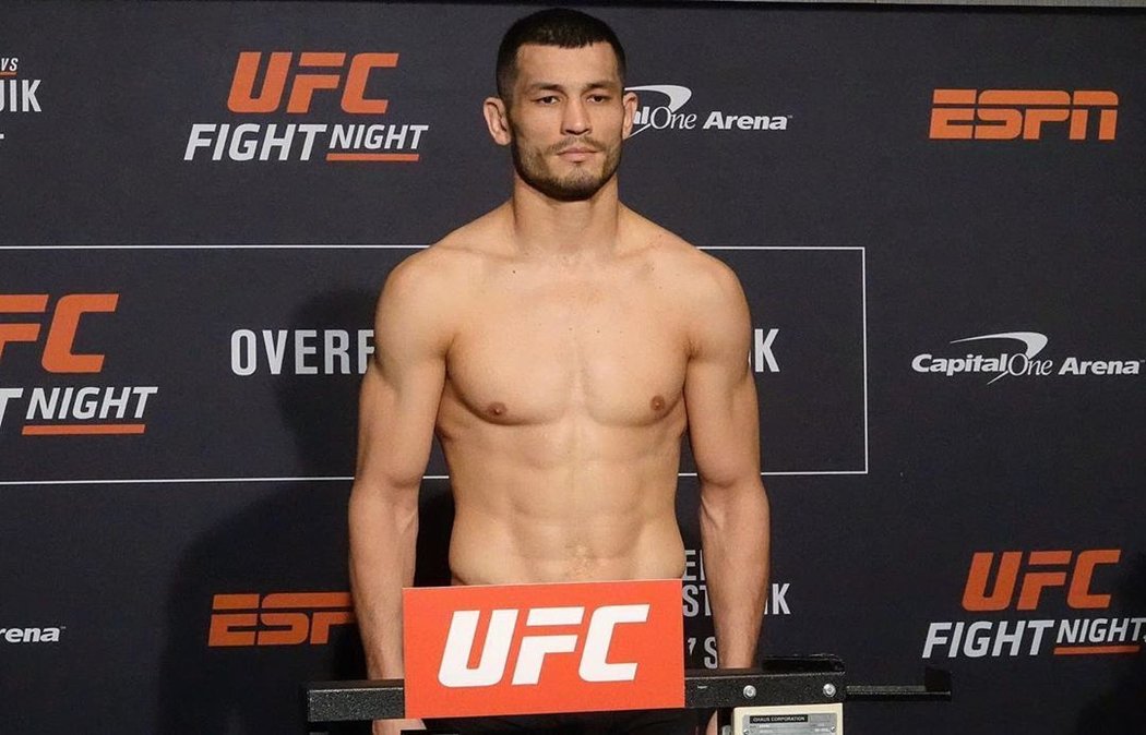 Machmud Muradov před druhým zápasem v UFC