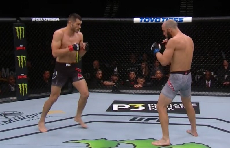 Machmud Muradov vyhrál svůj druhý zápas v UFC. Knokautoval Američana Trevora Smithe