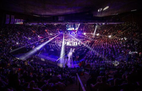 Oktagon MMA téměř zaplnil mnichovskou halu Auto Dome pro bezmála sedm tisíc diváků