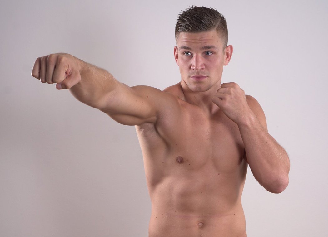 Mladý MMA bojovník Miloš &#34;Meloun&#34; Petrášek