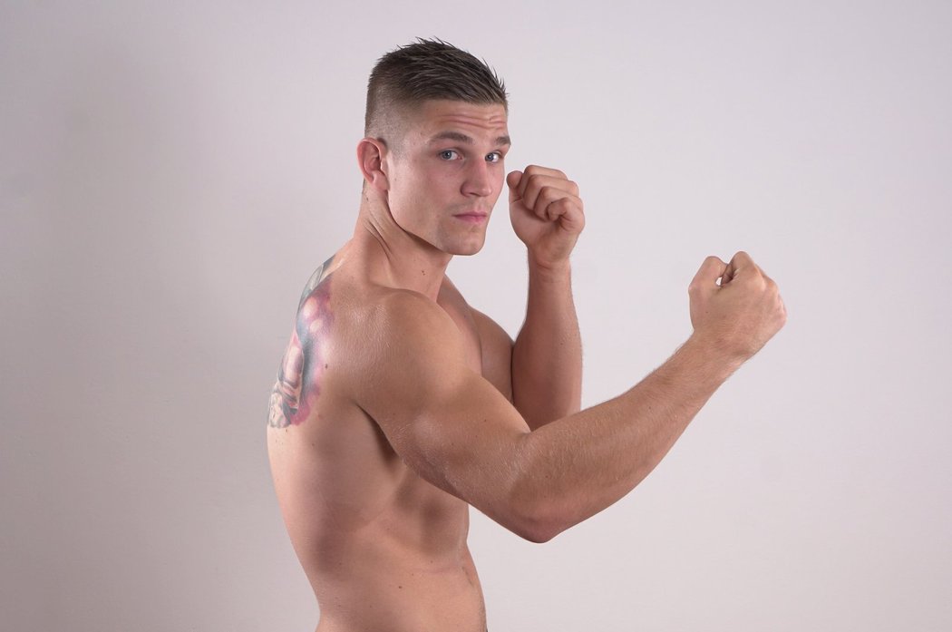 Mladý MMA bojovník Miloš &#34;Meloun&#34; Petrášek