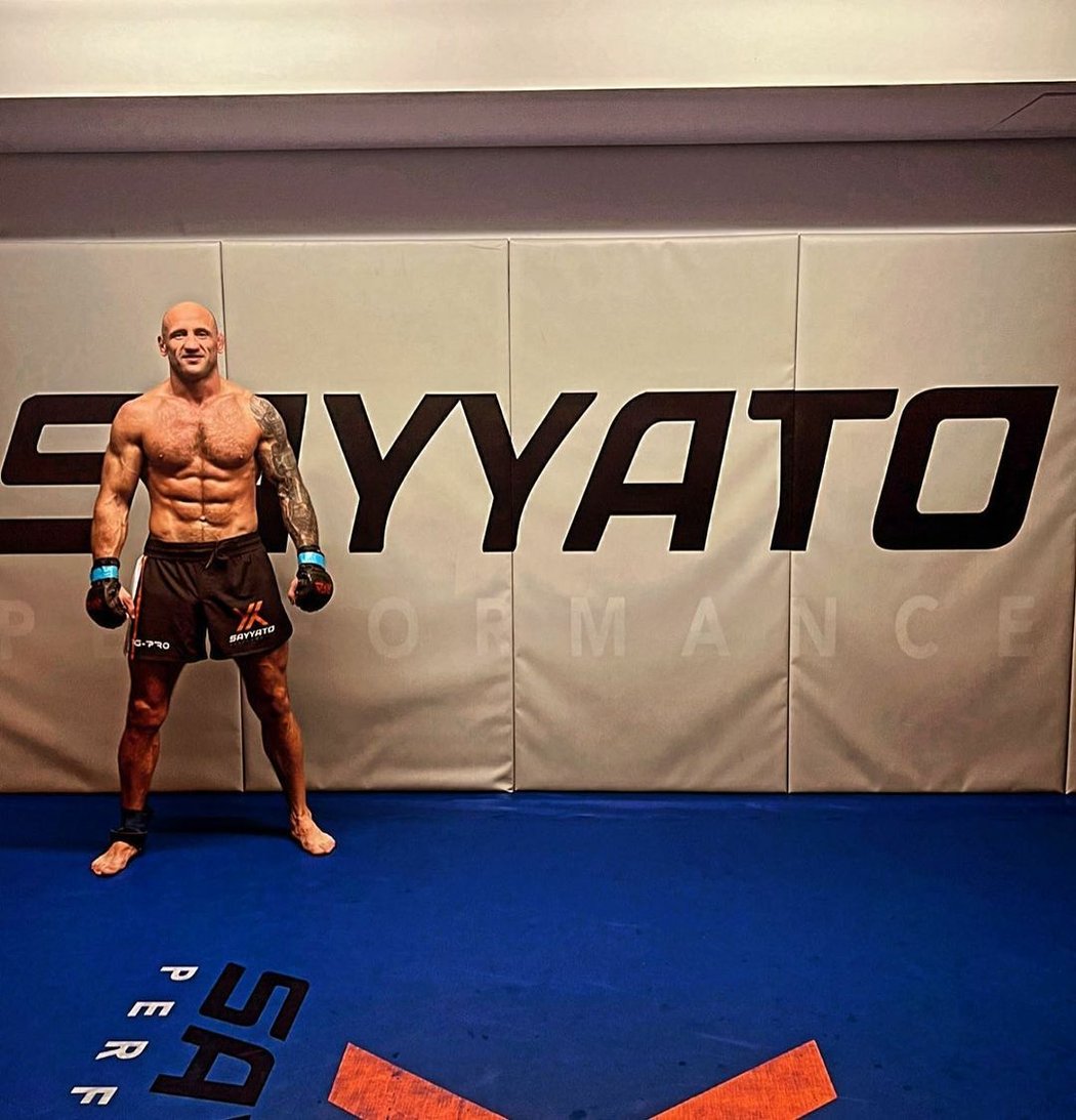 Úspěšný ukrajinský MMA bijec Alexander Butenko