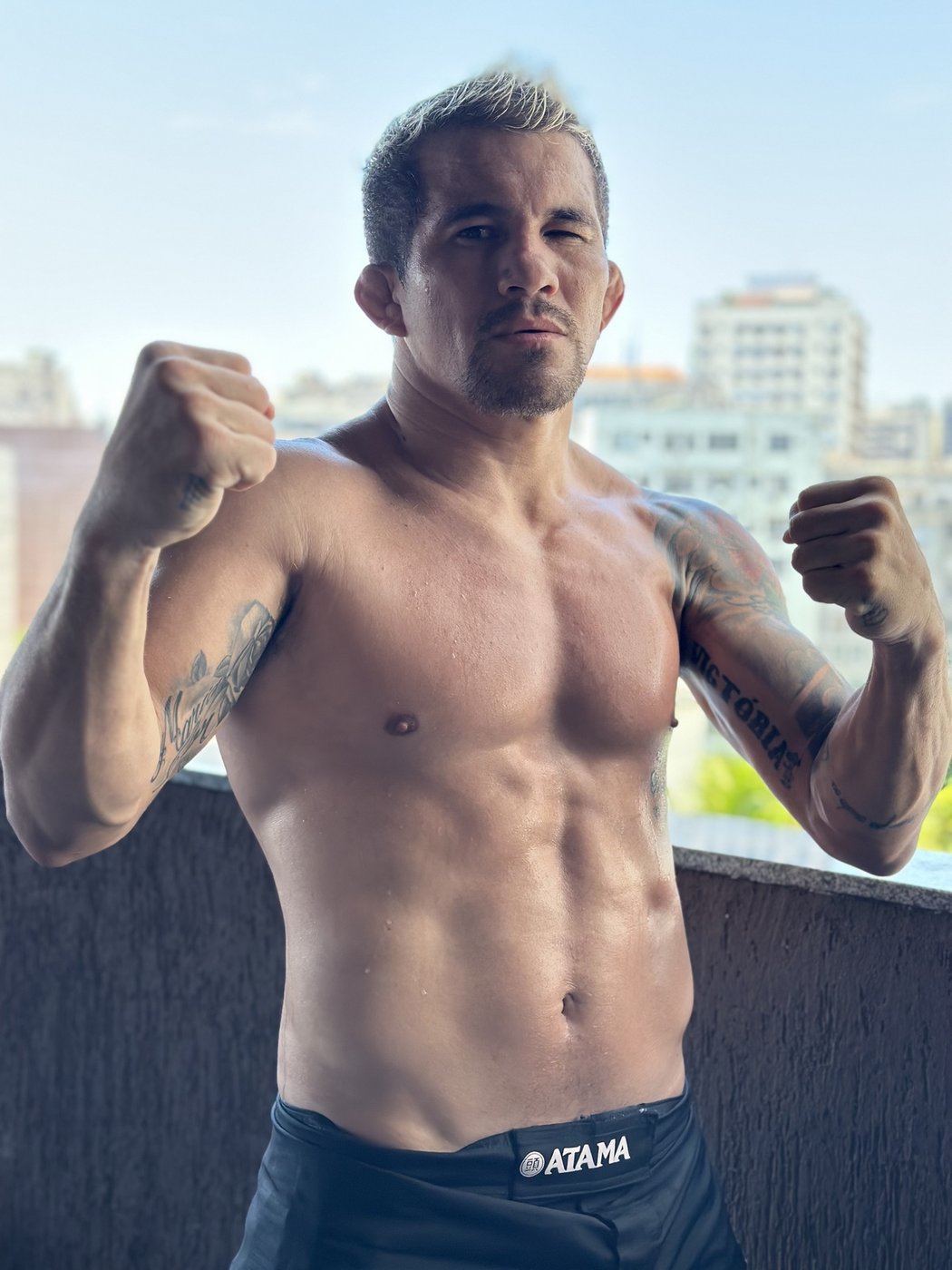 Brazilský MMA bojovník Ronys Torres
